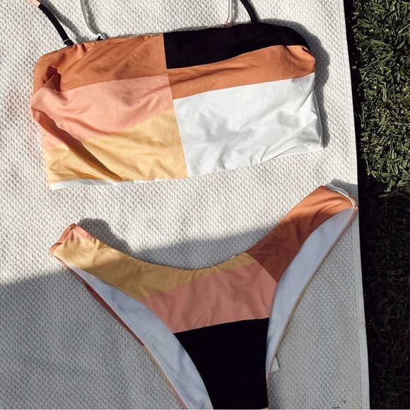 NWT Roxy crop top color block bikini - Picture 2 of 4
